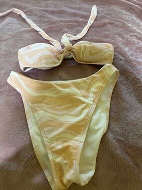 Abercrombie & Fitch Peach Swirl woman’s Two-Piece Bikini